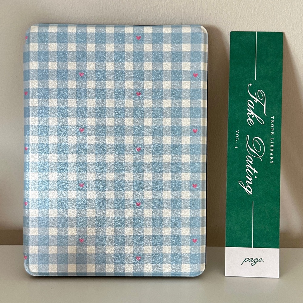 page. Kindle Paperwhite Case 11th Generation - King of My Heart